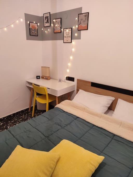 테살로니키 Modern Urban Host With Private Courtyard 아파트 외부 사진